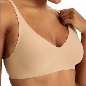 Knix Nude Seamless Revolution V Neck Bra